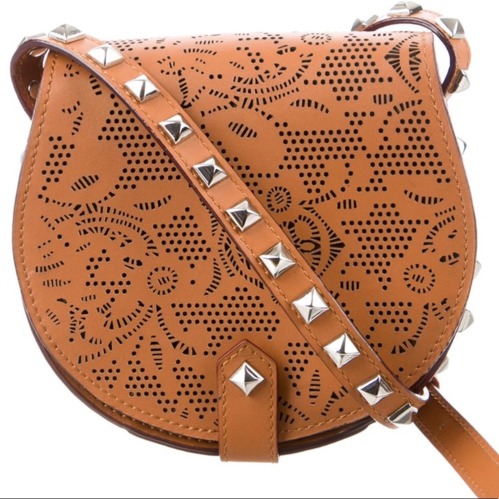 Studded bag ❤️